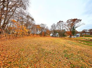 9 Ridgewood Club Road, Prospect, CT 06712