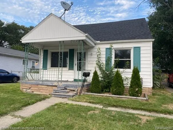 21738 Shakespeare Ave, Eastpointe, MI 48021