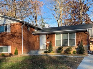 7521 Sweetbriar Dr, College Park, MD 20740