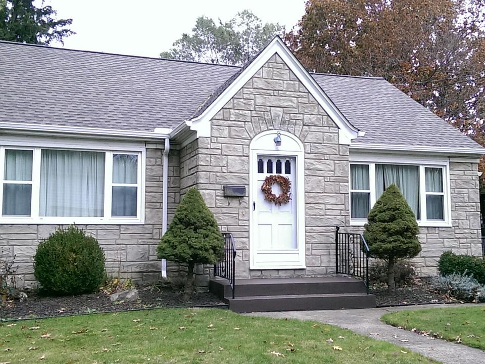 2nd image of 2020 W 30th St