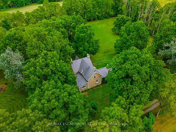 2nd image of 1172 8th Concession Rd W
