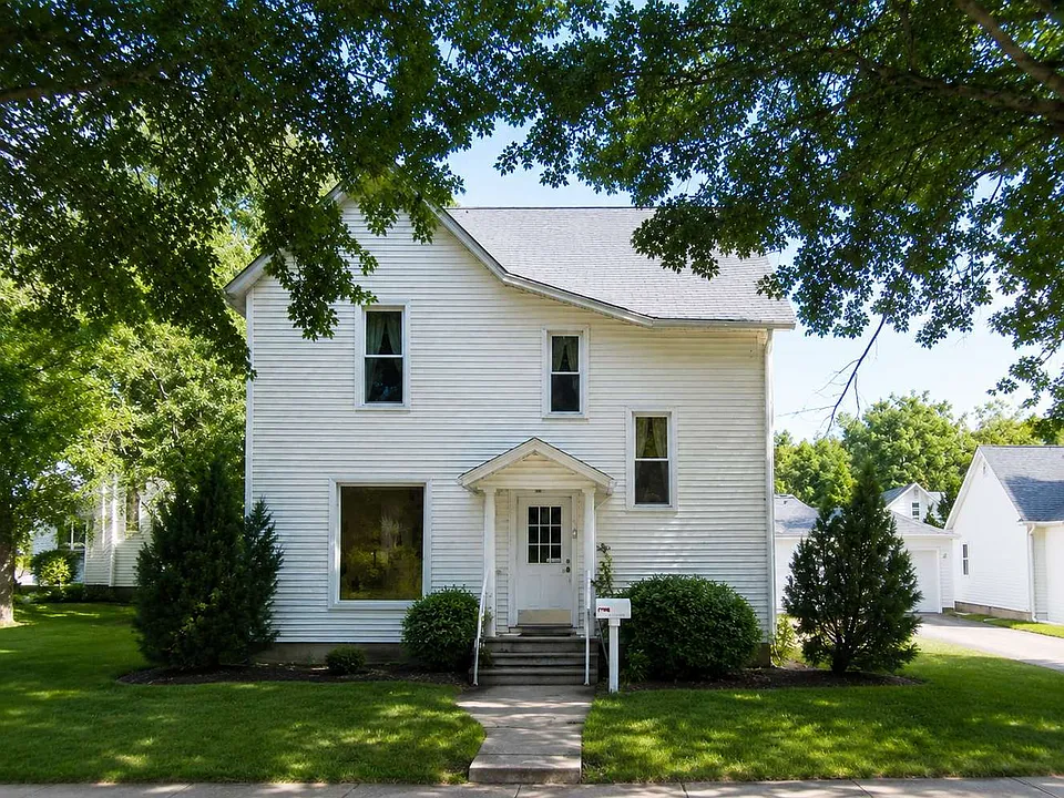 622 Hudson St #2