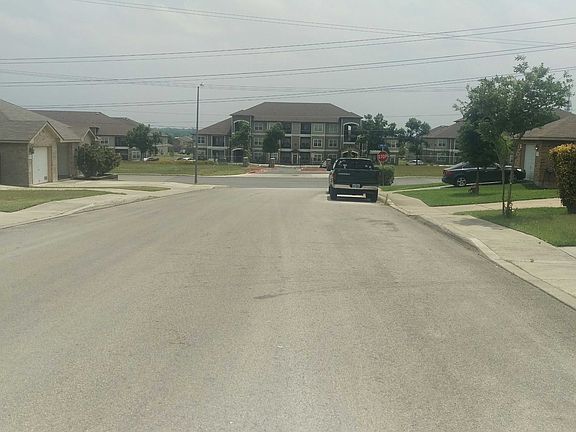 4th image of 10615 S Shaenridge