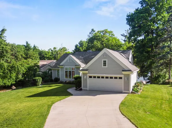 731 Amy Belle Lake ROAD, Hubertus, WI 53033