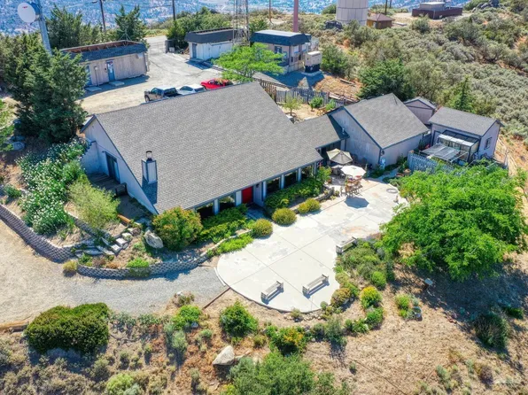 23760 El Rancho Dr, Tehachapi, CA 93561