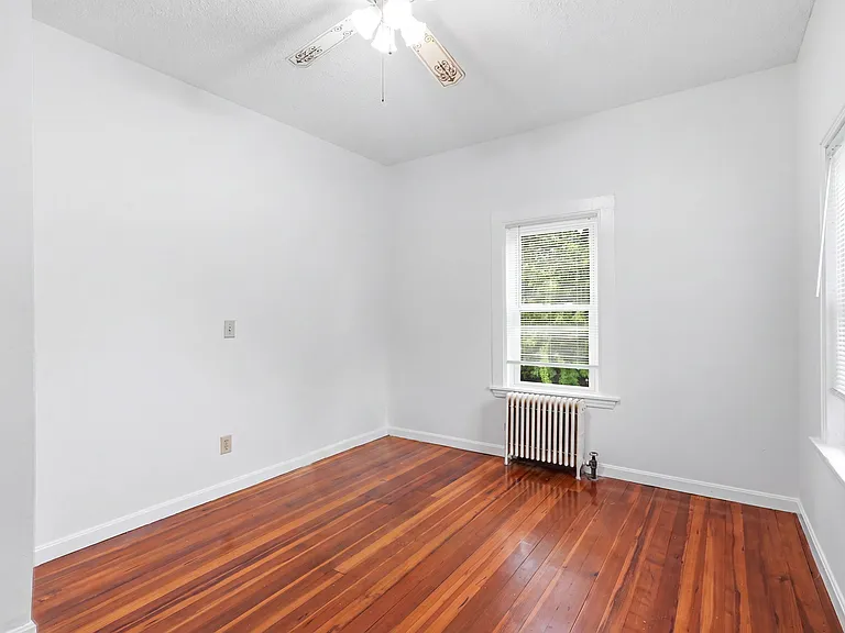 457 N Franklin St — Photo 19