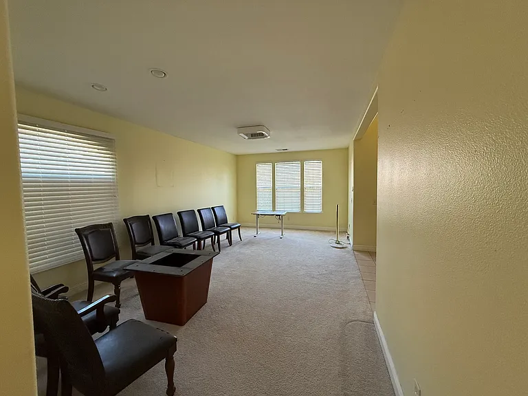 2616 Robinwood Ave — Photo 13