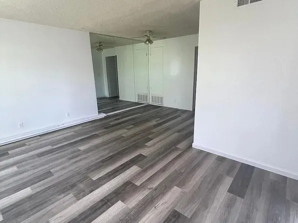 3713 Park Dr APT 4, Auburn, CA 95602