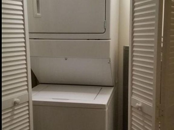 4th image of 5438 S Woodlawn Ave #1