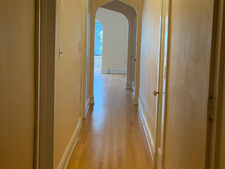 5857 N Kenmore Ave #2 — Photo 16