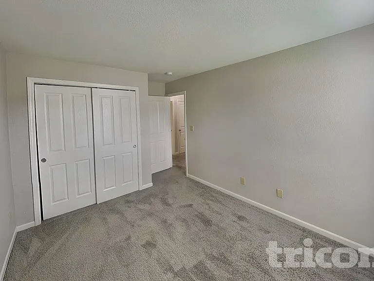 7260 Kidwell Dr — Photo 12