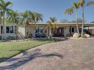 707 Pruitt Dr, Madeira Beach, FL 33708