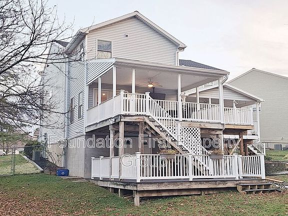 3rd image of 417 Debbi Ct