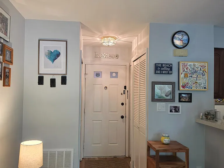 268 Crosspointe Dr — Photo 4