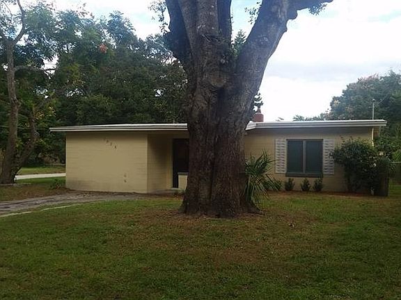 3rd image of 1925 Cloverlawn Ave