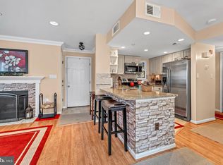 903 Hillside Lake Ter APT 601, Gaithersburg, MD 20878