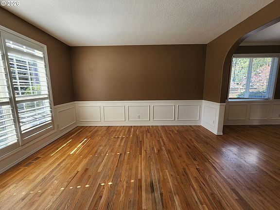 4th image of 28501 SW Meadows Loop