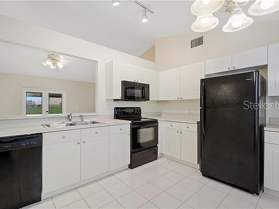 4th image of 1222 Lake Idamere Blvd