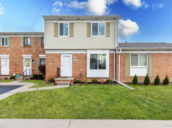 29152 W Brittany Ct, Roseville, MI 48066