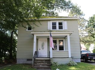 81 Queen Ave, West Springfield, MA 01089