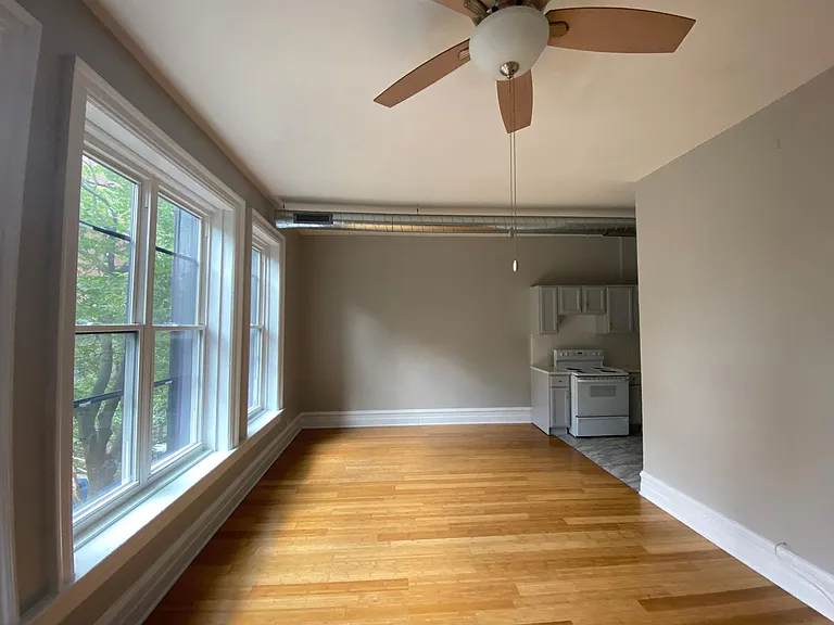 2719 N Pine Grove Ave #301 — Photo 4