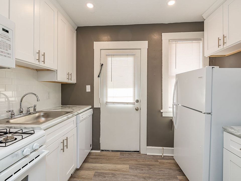 1st image of 1504 W 117th St APT 21
