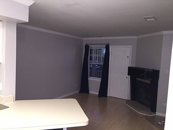 5th image of 1313 E Wyndham Cir