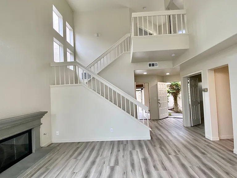 115 Keil Bay — Photo 3