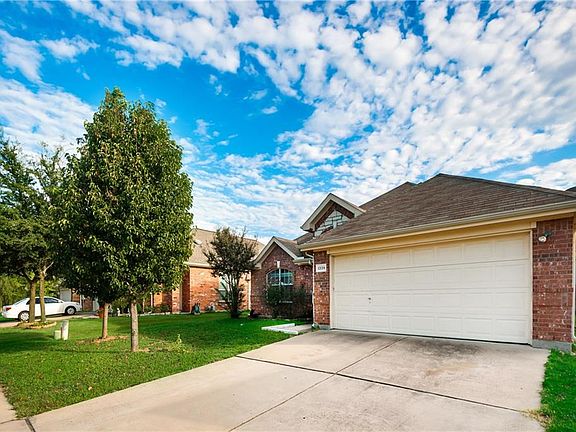 3rd image of 1339 Clearwater Dr