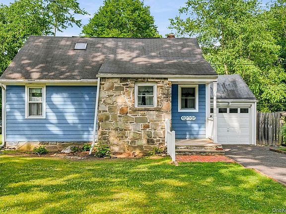 3rd image of 1200 Union Avenue