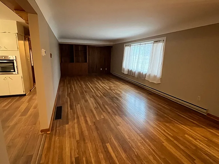 4420 Huber Rd — Photo 8