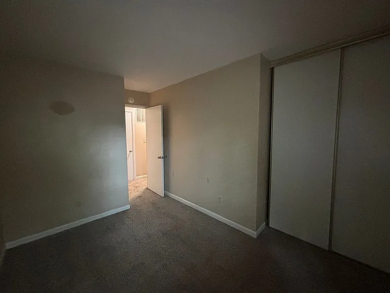 1721 Donlee Dr — Photo 13