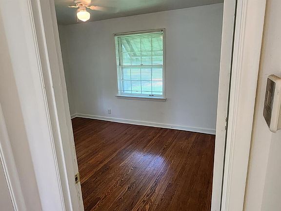 4th image of 1914 Owen Dr