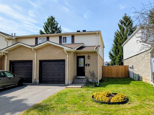 827 Datzell Ln #77, Kingston, ON K7M 7R7