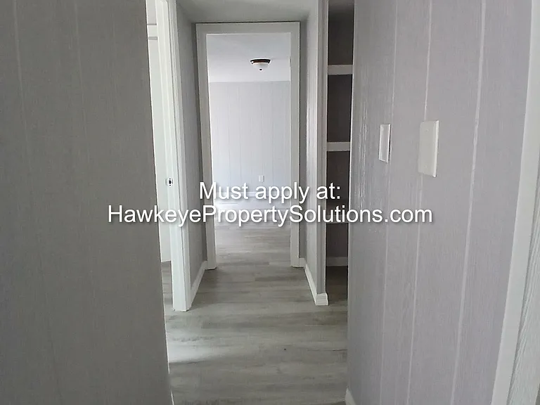 414B Senate St — Photo 10