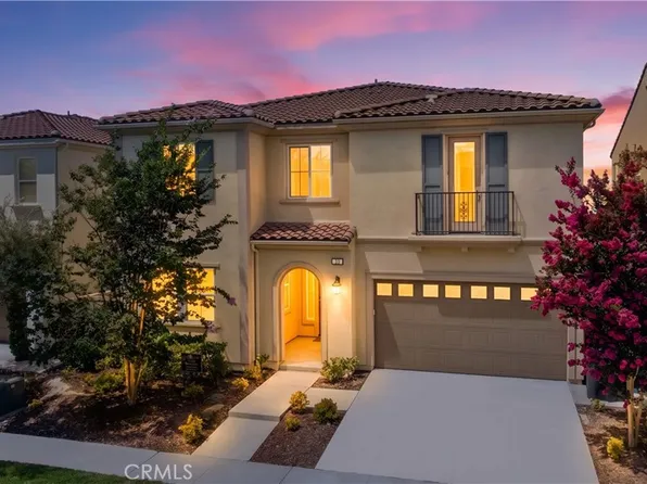 33 Manzanillo, Lake Forest, CA 92630