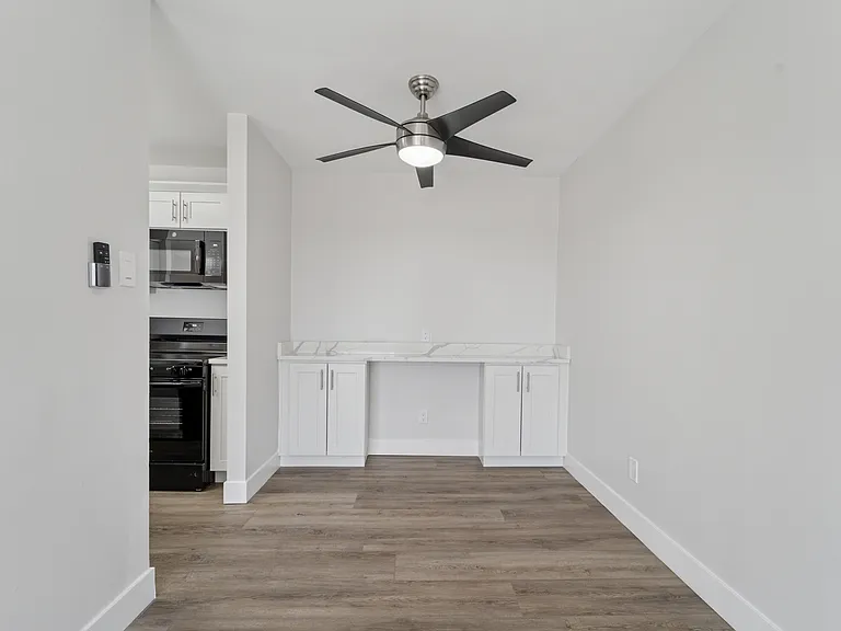 Haverford Court — Photo 5