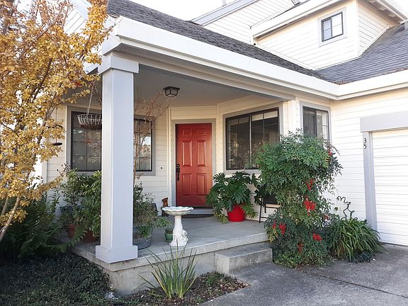 4th image of 35 Valley West Cir