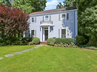 21 Linwood Ave, Riverside, CT 06878