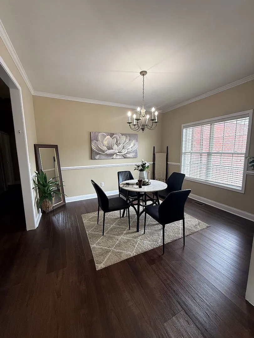 New Home for Rent — Photo 2