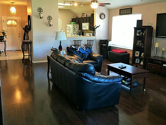 3rd image of 3219 Meadow Bay Ln
