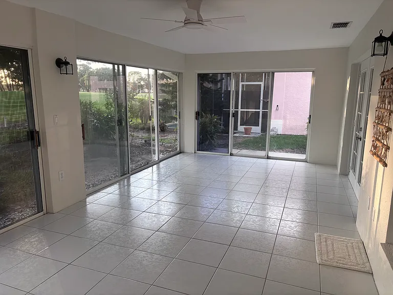 7526 Fairlinks Ct — Photo 17