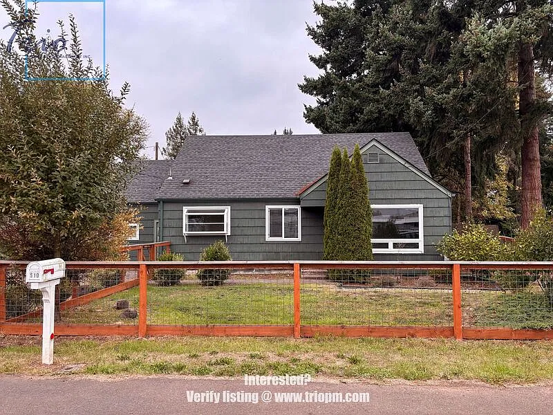 4 bed, 1.0 bath, $2,395 — Photo 2