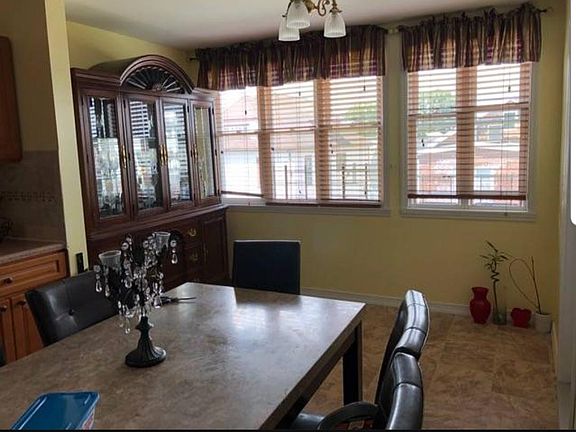 3rd image of 25 Alida St #2