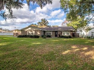 1802 Pine St, Valrico, FL 33594