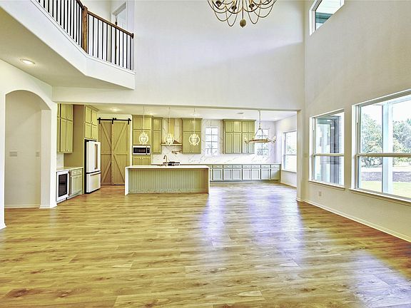 4th image of 3636 Walkaloosa Way