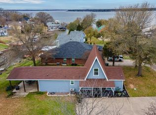 10136 Lakeview St, Mabank, TX 75156