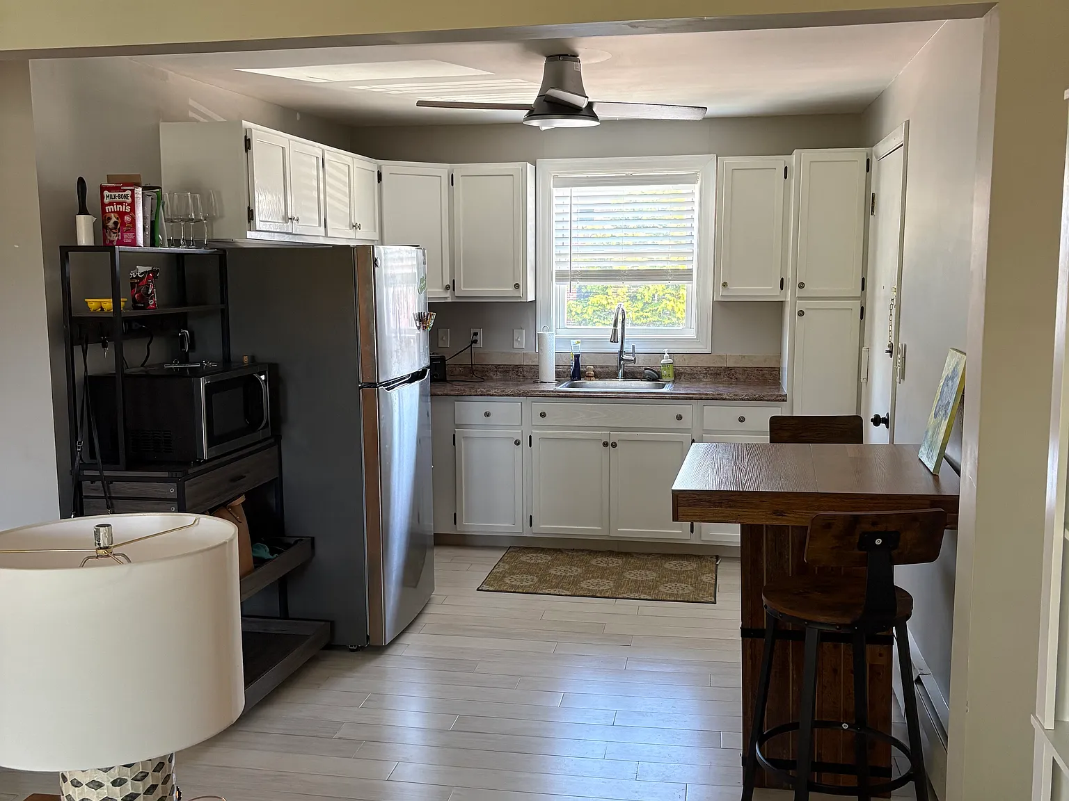 2 bed, 708 sqft, $2,800 — Photo 3