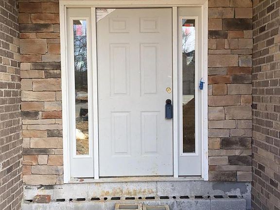 2nd image of 3337 Lawson Ln