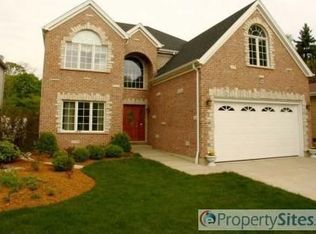 422 E Berteau Ave, Elmhurst, IL 60126
